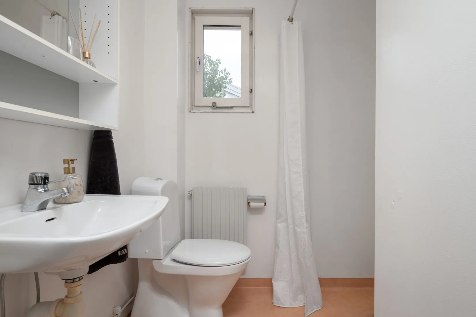 Radhus, Lingonvägen 14, Linköping