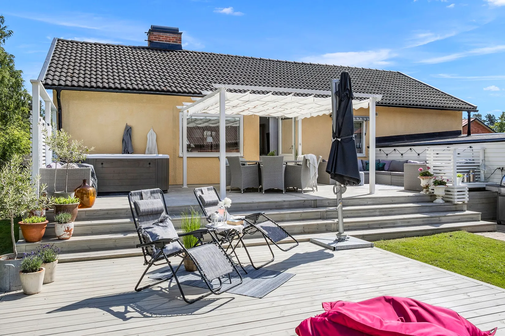 Villa, Jaktvårdsgatan 24, Nordanby/Vega, Västerås