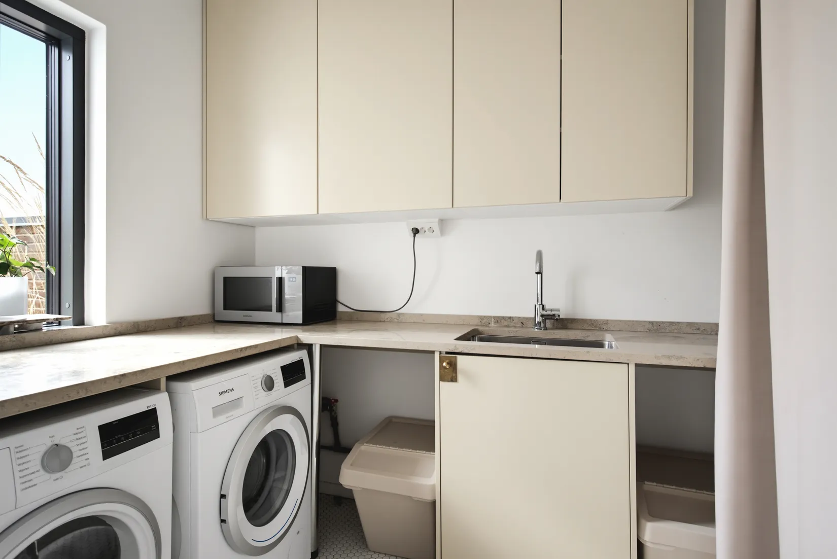 Radhus, Skogstorpsvägen 20, Lindbacken, Uppsala