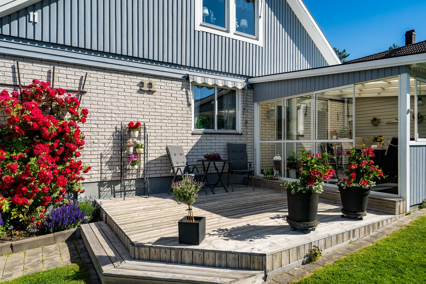 Radhus, Björnbärsvägen 11, Hagaberg, Lindesberg