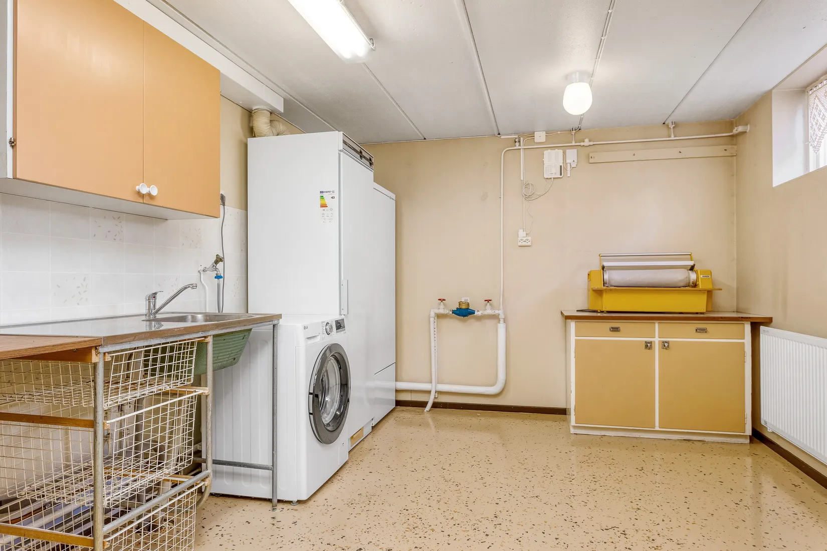 Radhus, Björnbärsvägen 11, Hagaberg, Lindesberg