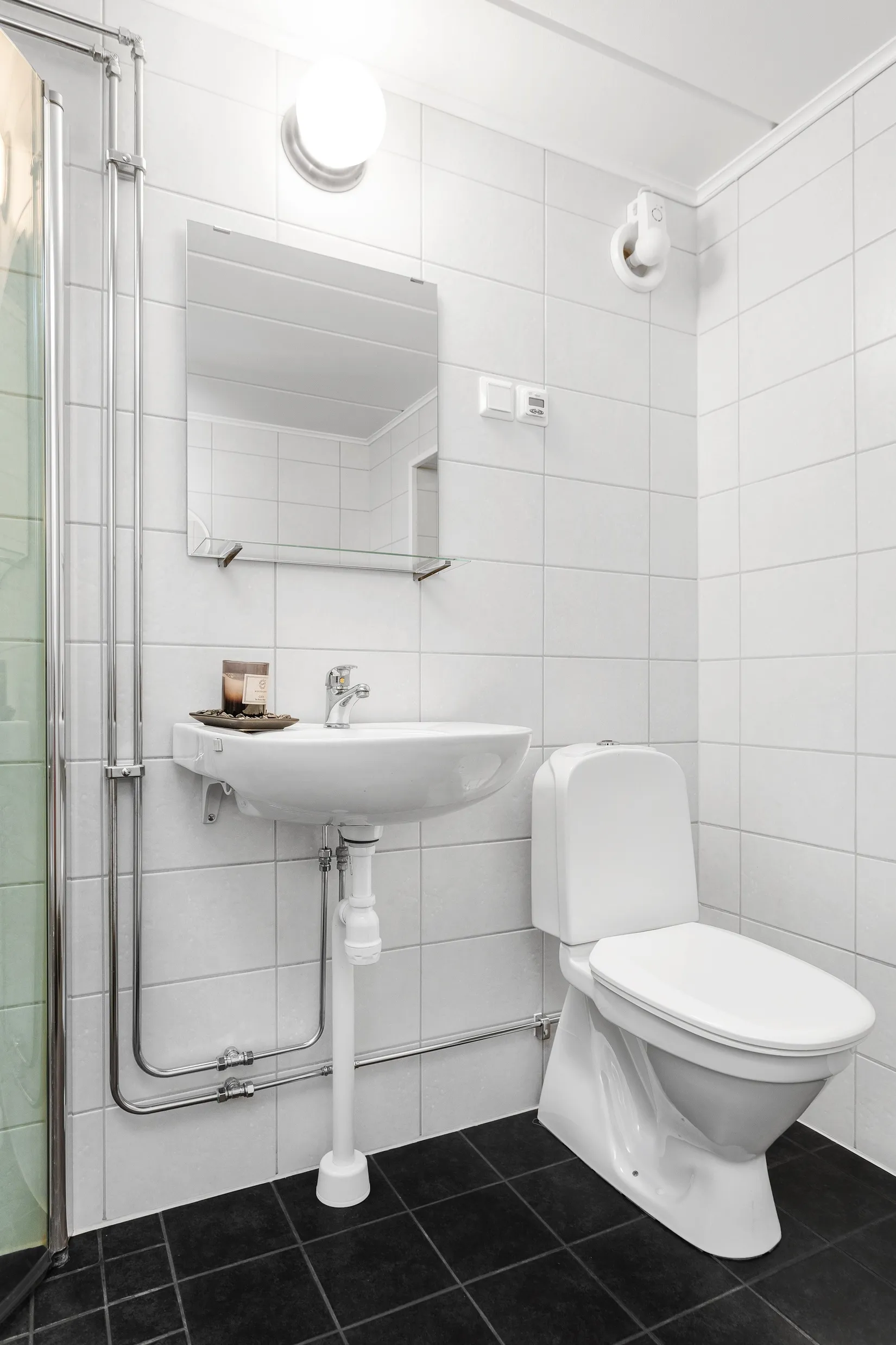 Radhus, Björnbärsvägen 11, Hagaberg, Lindesberg