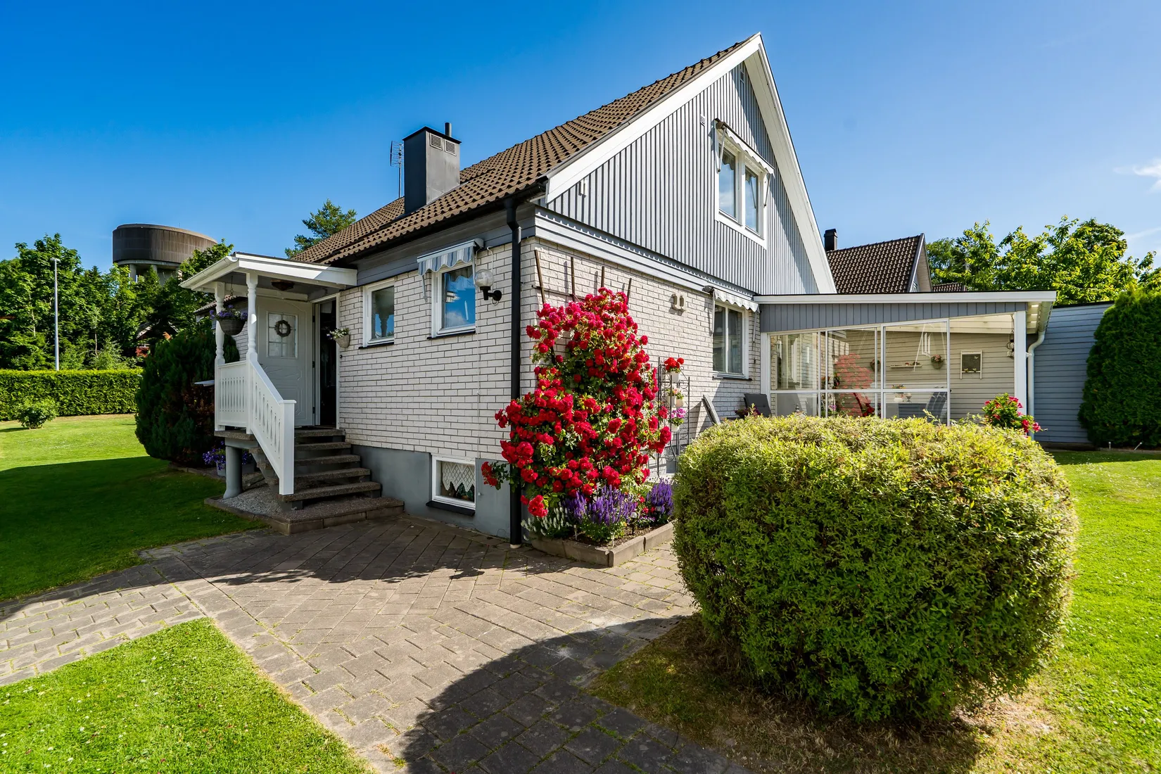 Radhus, Björnbärsvägen 11, Hagaberg, Lindesberg
