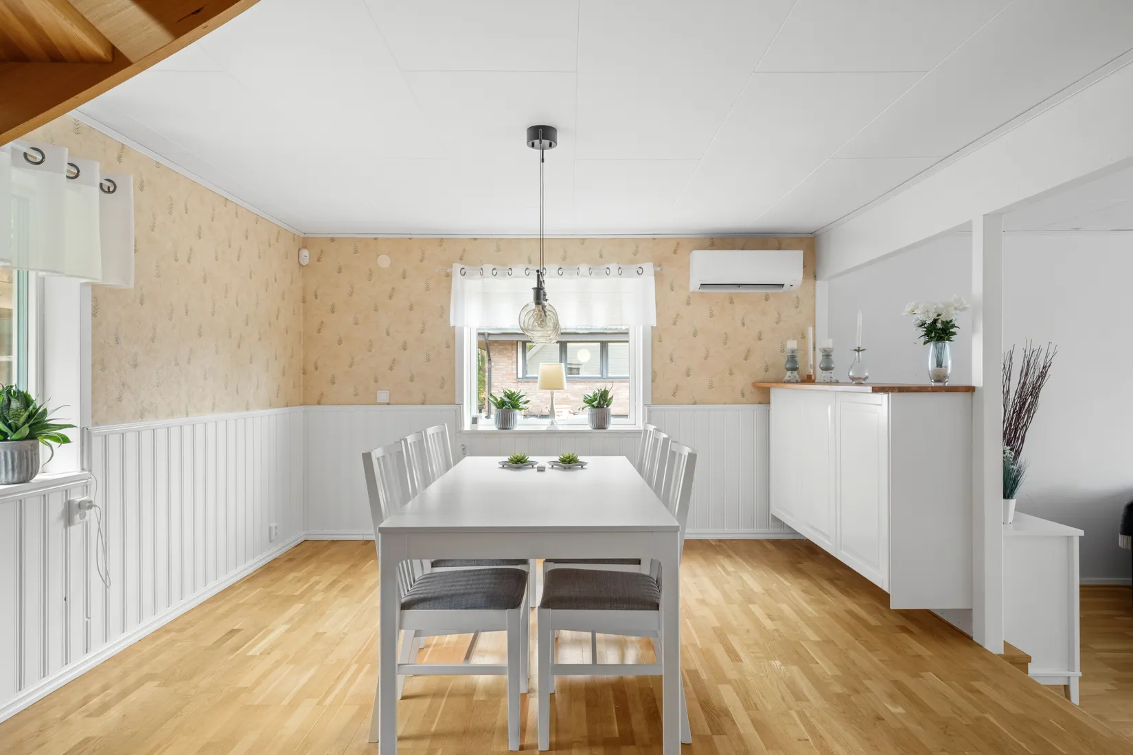 Villa, Gudmundvägen 13B, Färingsö Stenhamra, Ekerö