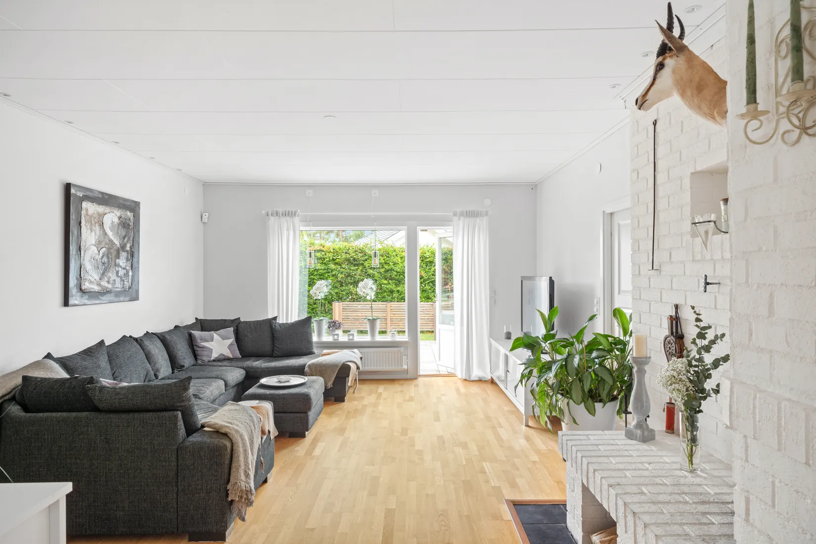 Villa, Gudmundvägen 13B, Färingsö Stenhamra, Ekerö