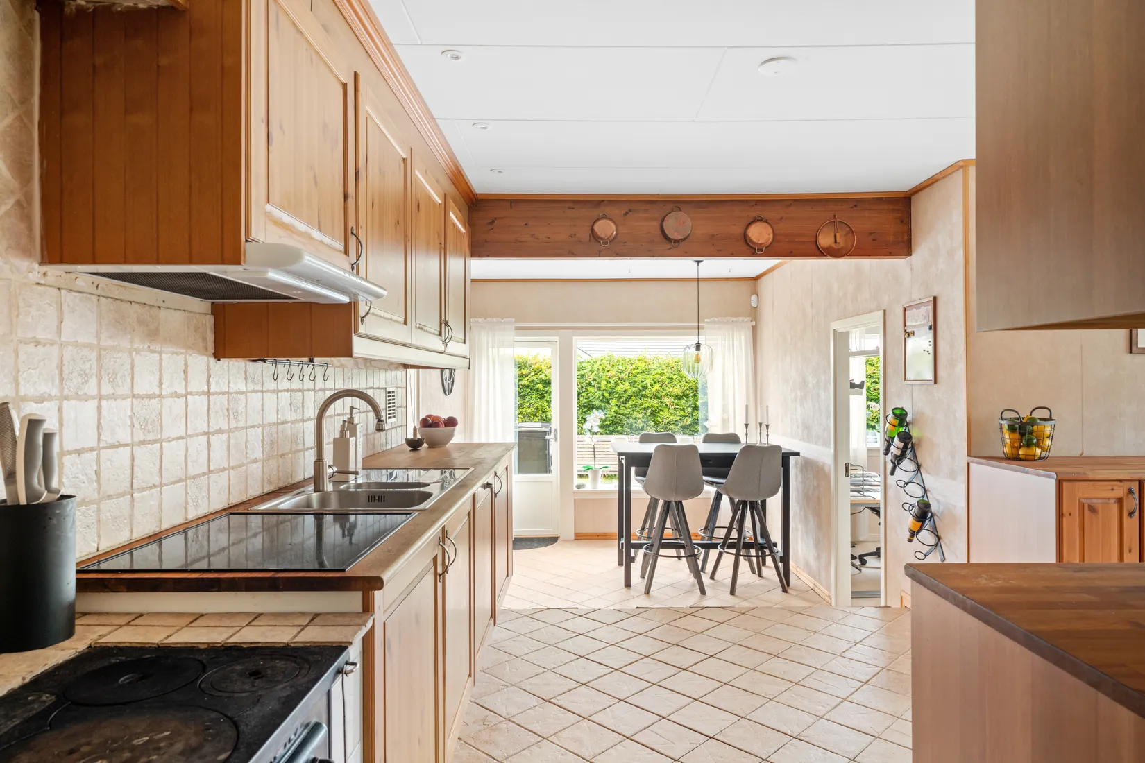 Villa, Gudmundvägen 13B, Färingsö Stenhamra, Ekerö