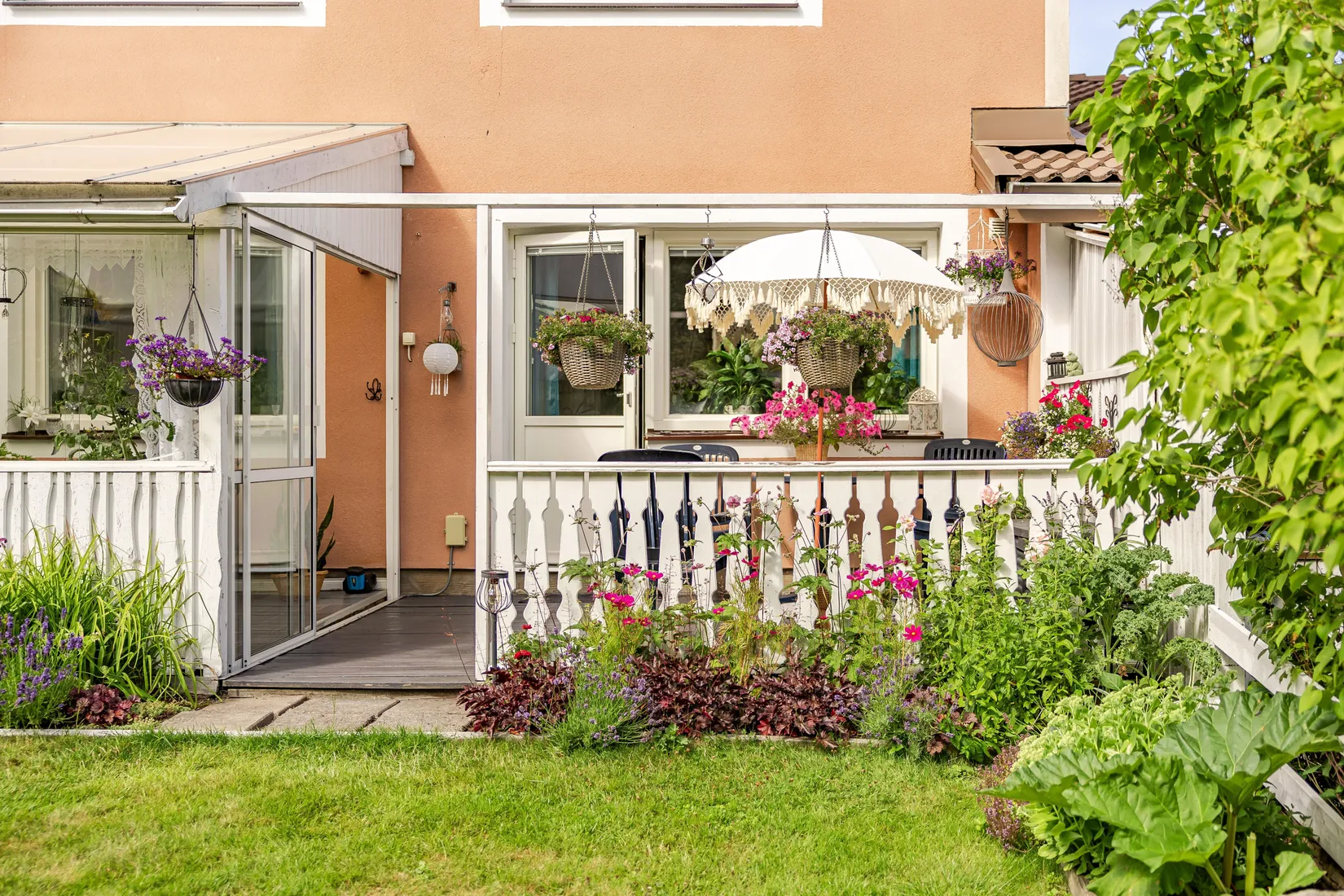 Radhus, Hövdingavägen 21B, Södra Bomhus, Gävle