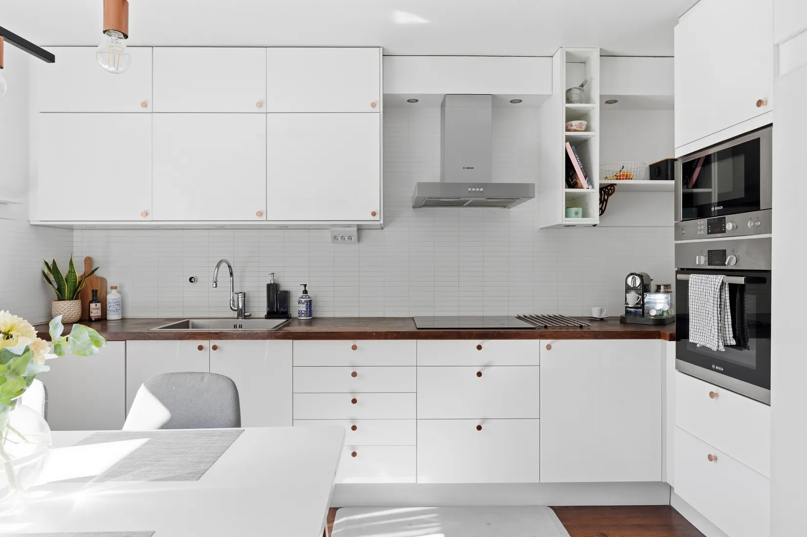 Radhus, Tegvägen 33, Solgårdsgärde, Vallentuna