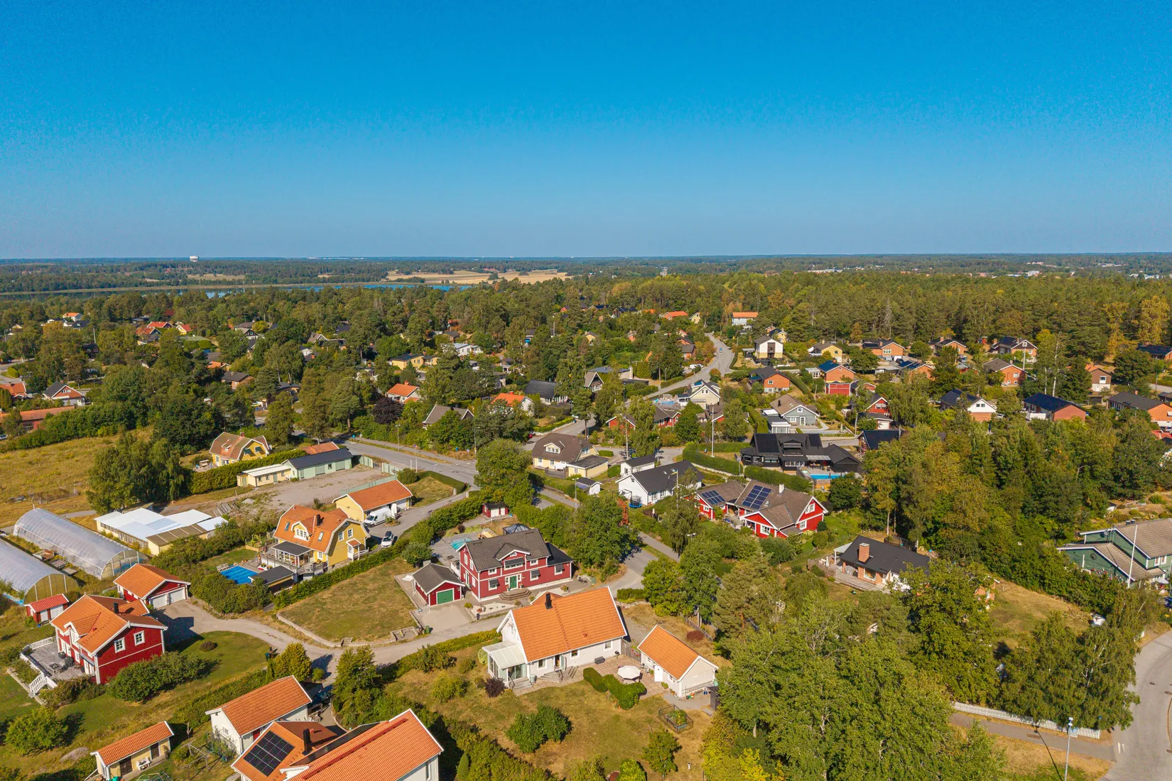 Radhus, Tegvägen 33, Solgårdsgärde, Vallentuna