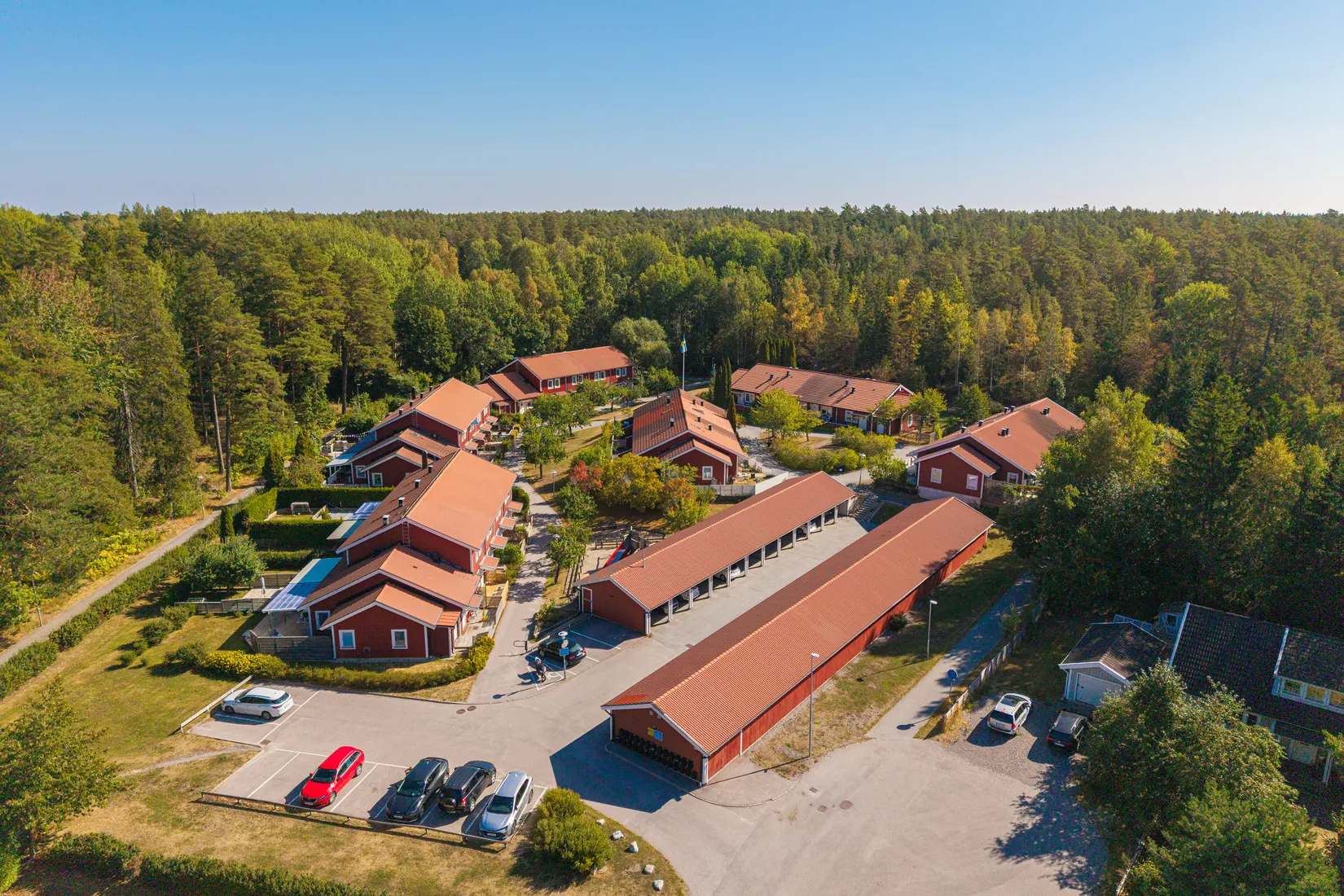 Radhus, Tegvägen 33, Solgårdsgärde, Vallentuna