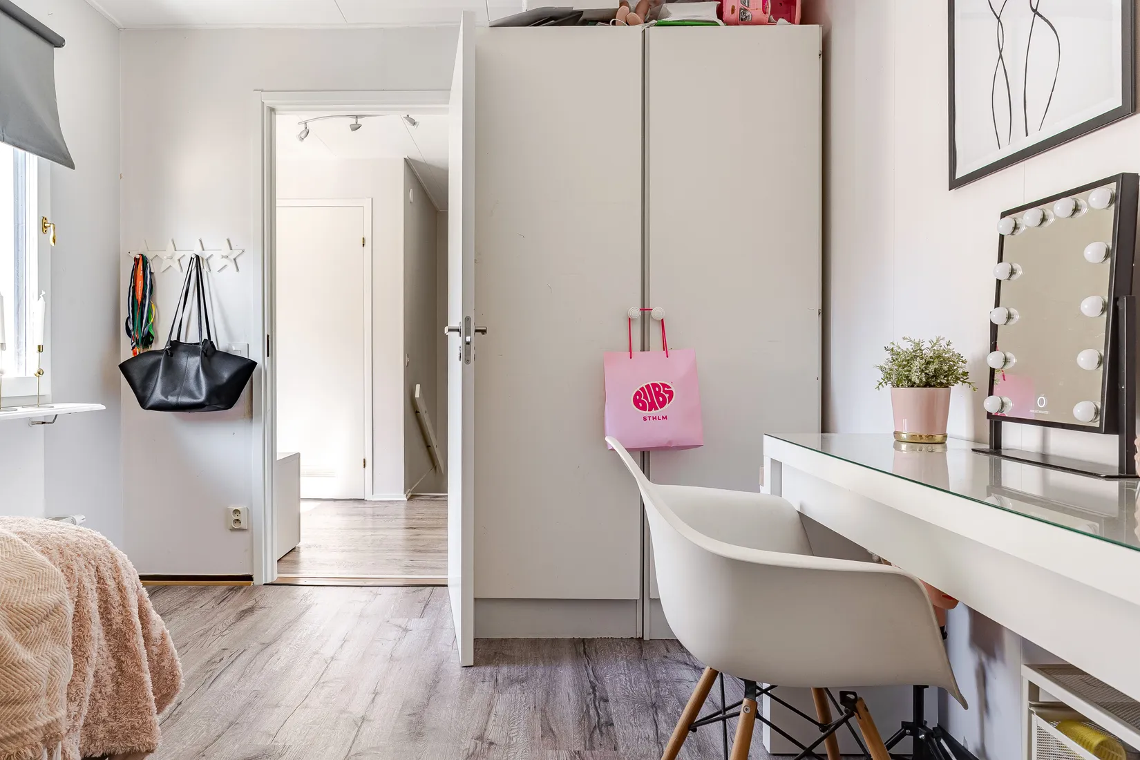 Radhus, Lärksoppsgatan  120, Bergvreten, Enköping