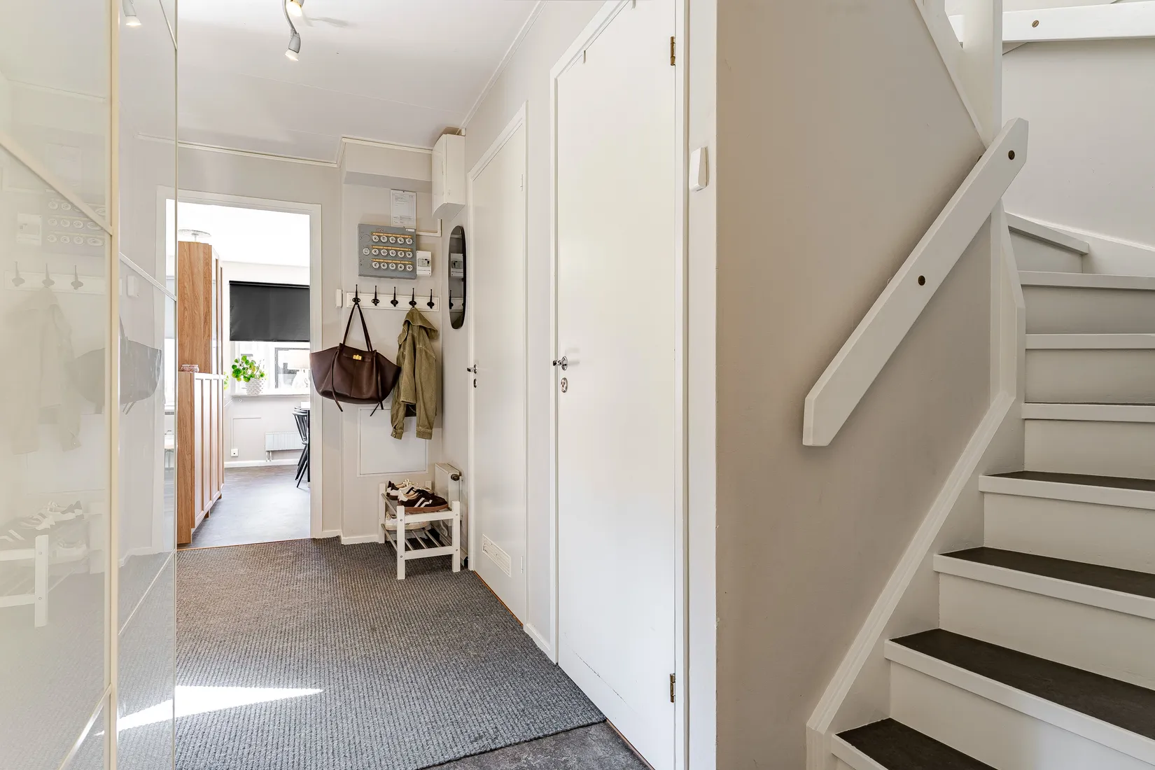 Radhus, Lärksoppsgatan  120, Bergvreten, Enköping