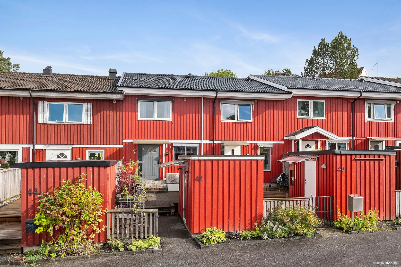 Radhus, Krokdalsvägen 42, Bollebygd