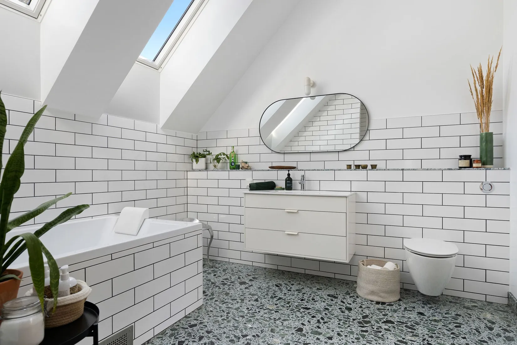 Villa, Säbyviksvägen 12, Sånga Säby, Ekerö