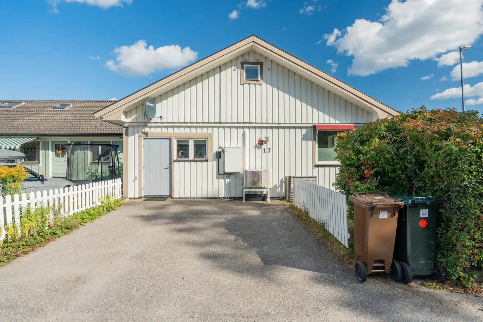 Radhus, Blekingevägen 17, Ormsta, Vallentuna