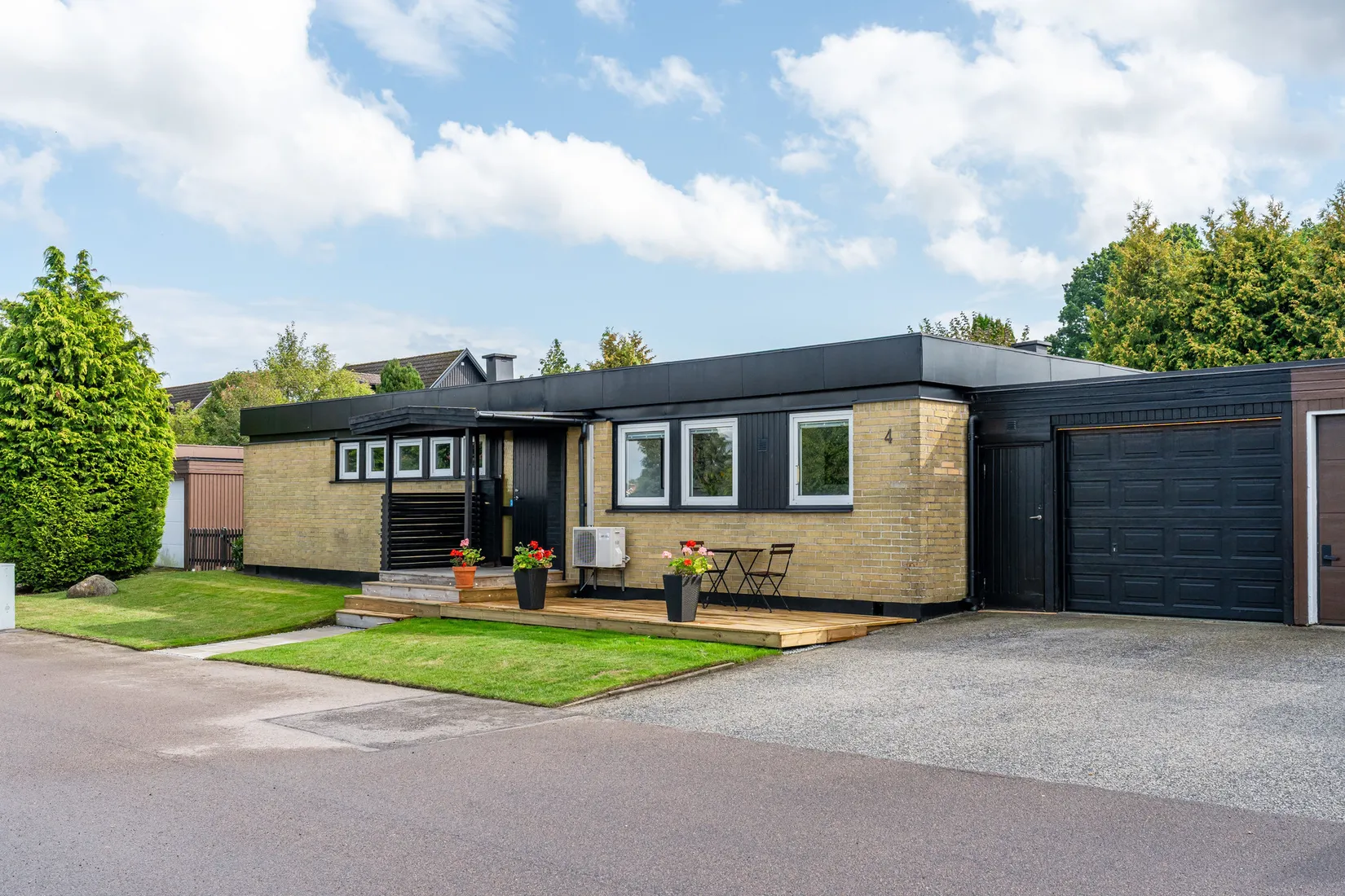 Villa, Fänriksgatan 4, Hörby