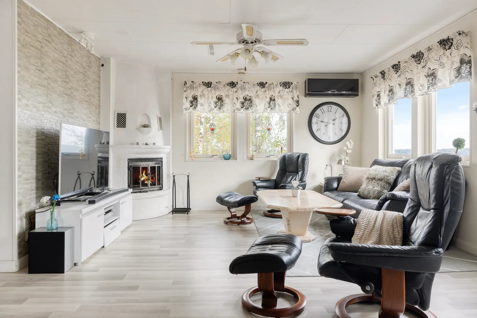 Villa, Sånglärkavägen 17, Skokloster Söderskogen, Håbo