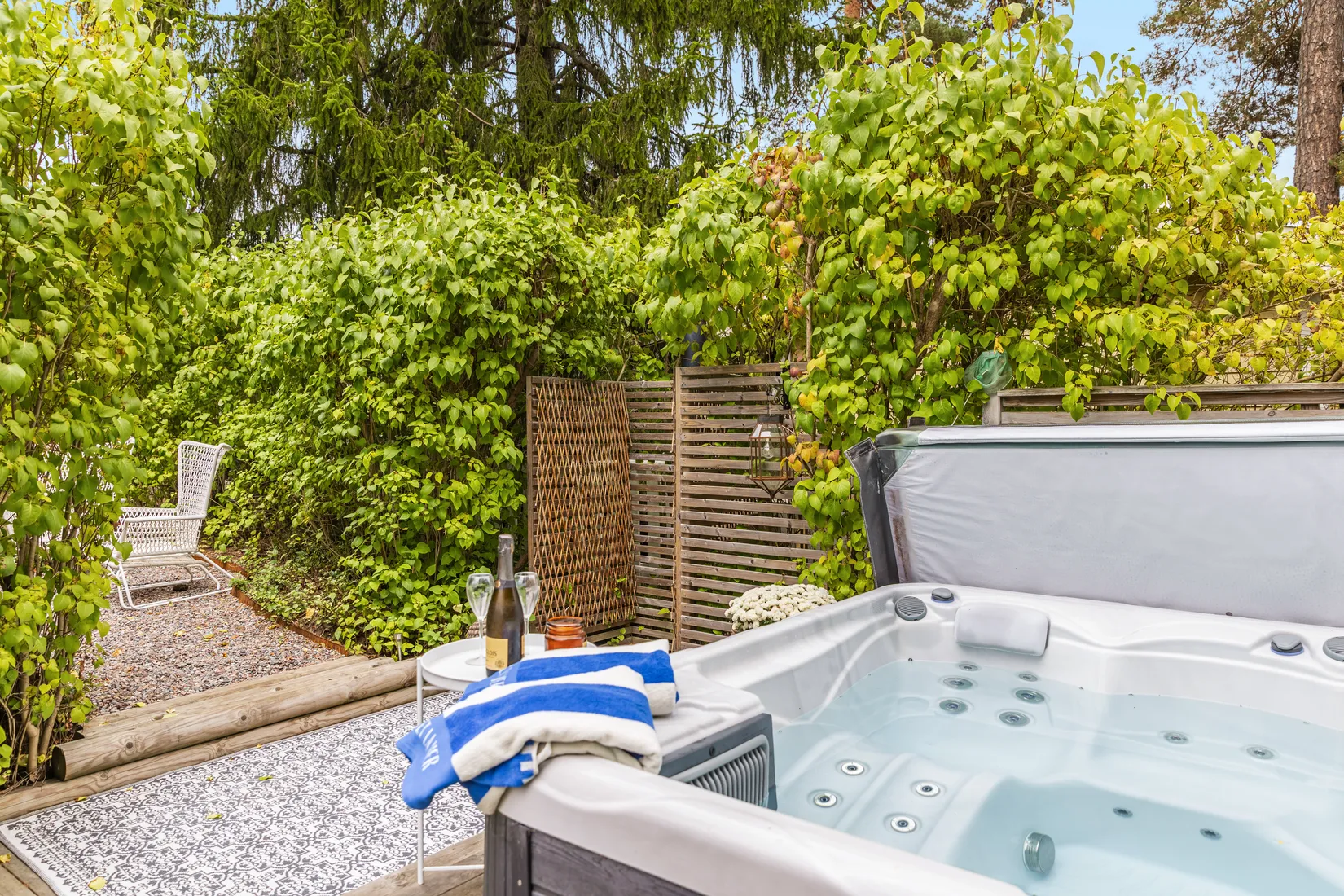Villa, Lillgårdsvägen 4, Rosengården, Vallentuna