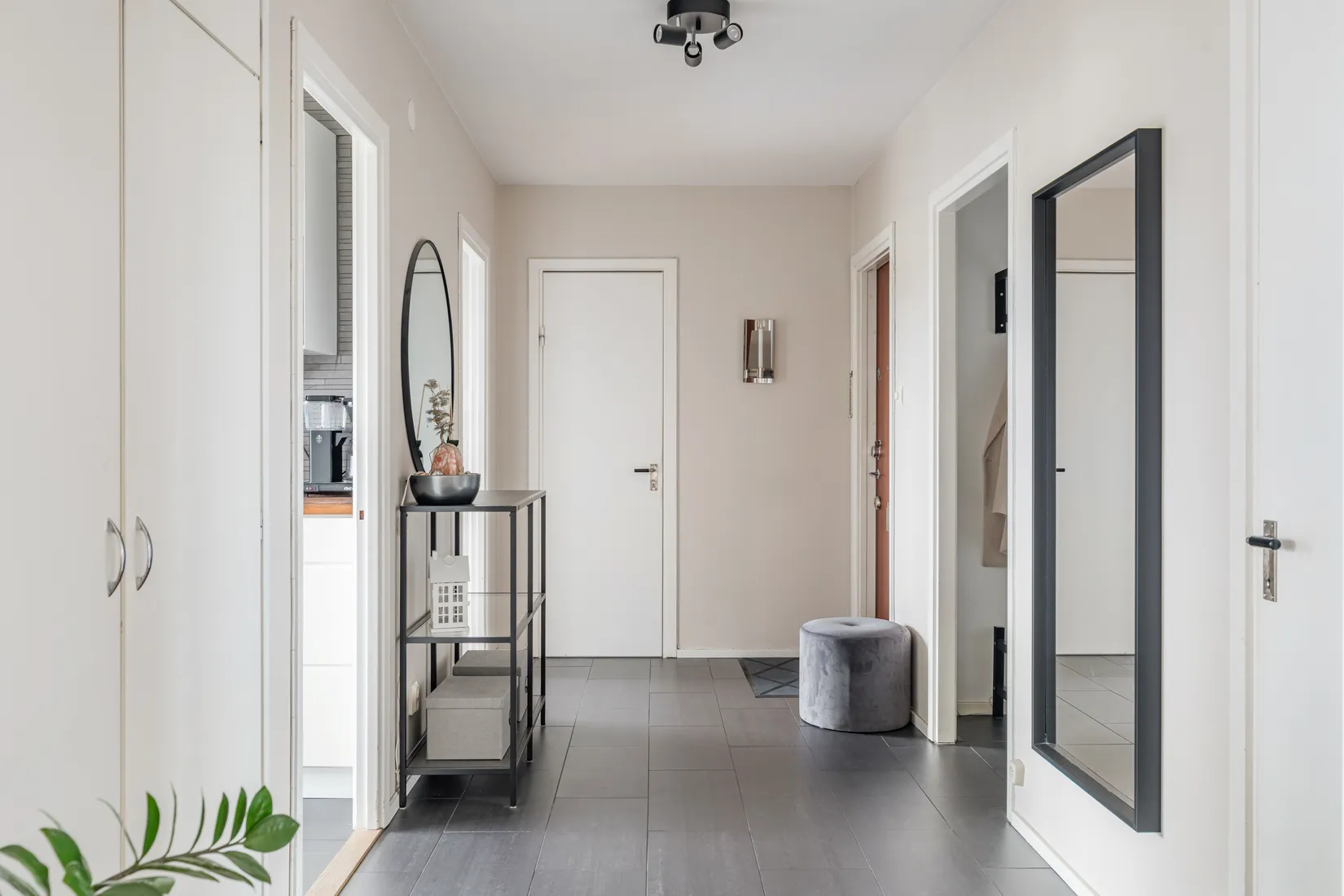 Bostadsrätt, Kometvägen 23, högst upp, Grindtorp, Täby