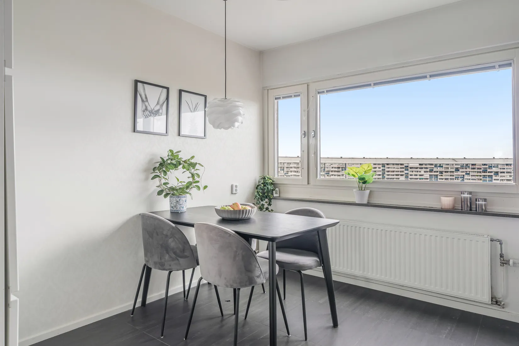 Bostadsrätt, Kometvägen 23, högst upp, Grindtorp, Täby