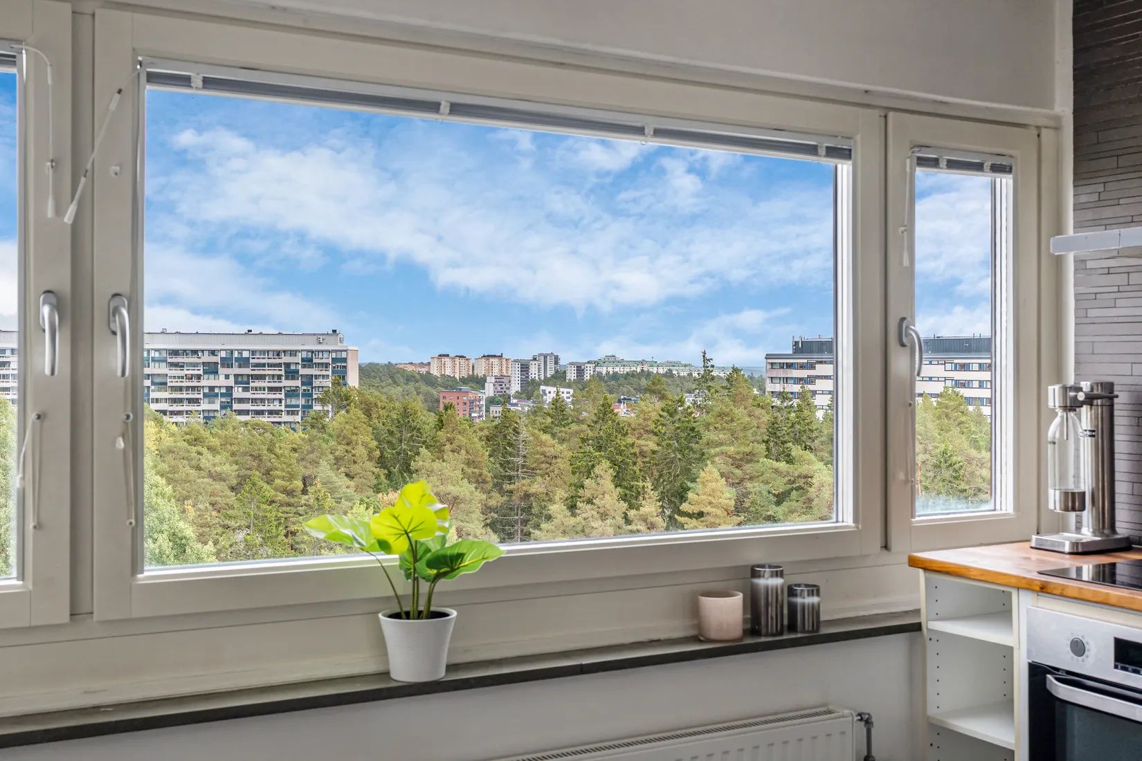 Bostadsrätt, Kometvägen 23, högst upp, Grindtorp, Täby