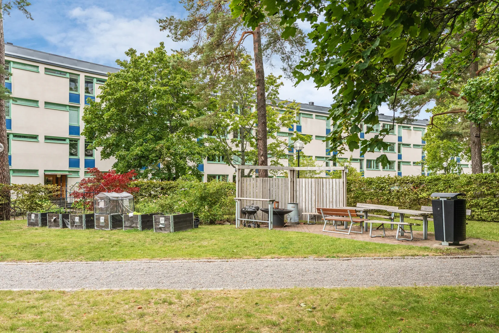 Bostadsrätt, Kometvägen 23, högst upp, Grindtorp, Täby