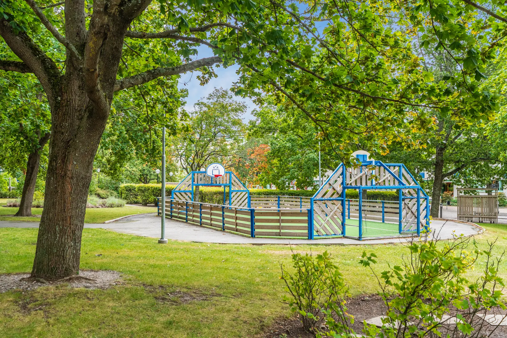 Bostadsrätt, Kometvägen 23, högst upp, Grindtorp, Täby