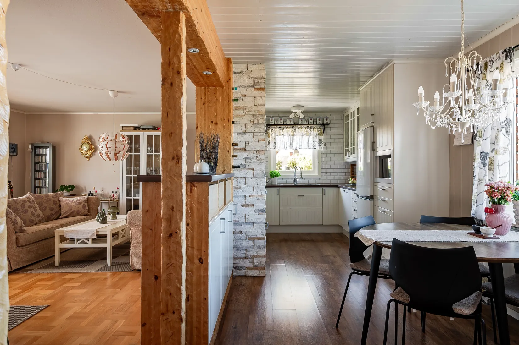 Villa, Diamantvägen 2, Mjölby