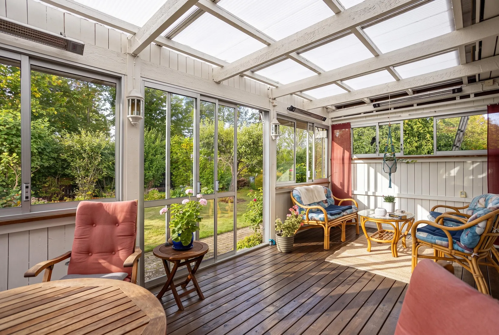 Villa, Ploggatan 15, Hammarby, Västerås