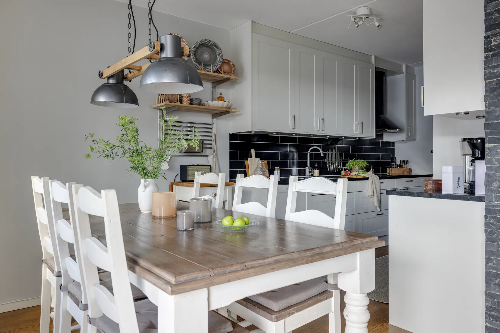Bostadsrätt, Trollhättevägen 16E, Centralt, Kungälv