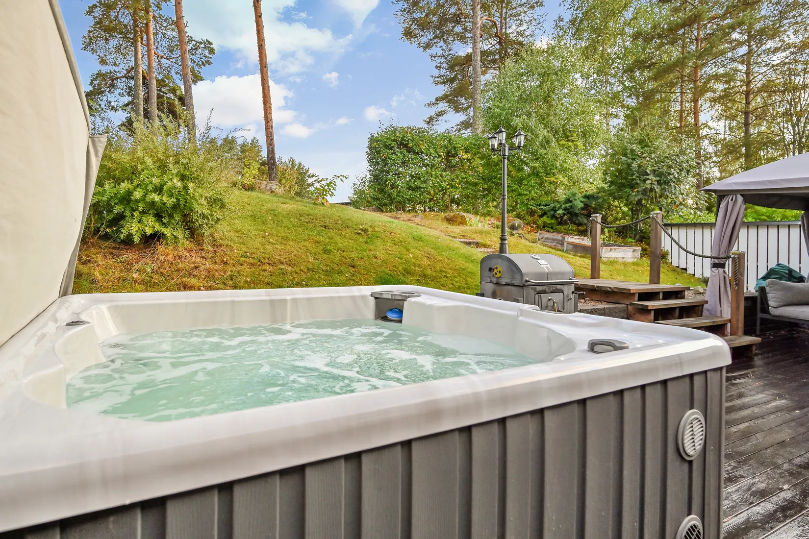 Radhus, Brännskogsvägen 23, Fresta, Upplands Väsby