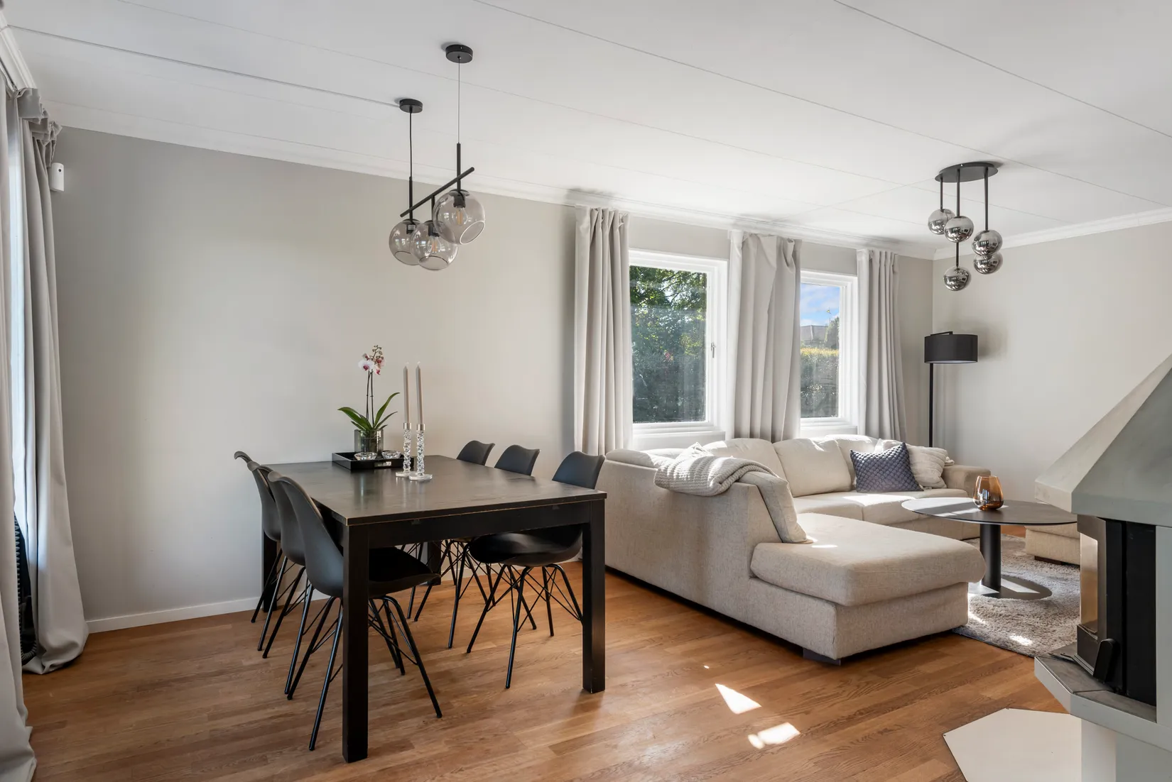 Villa, Linvägen 2, Älmsta centralt, Norrtälje