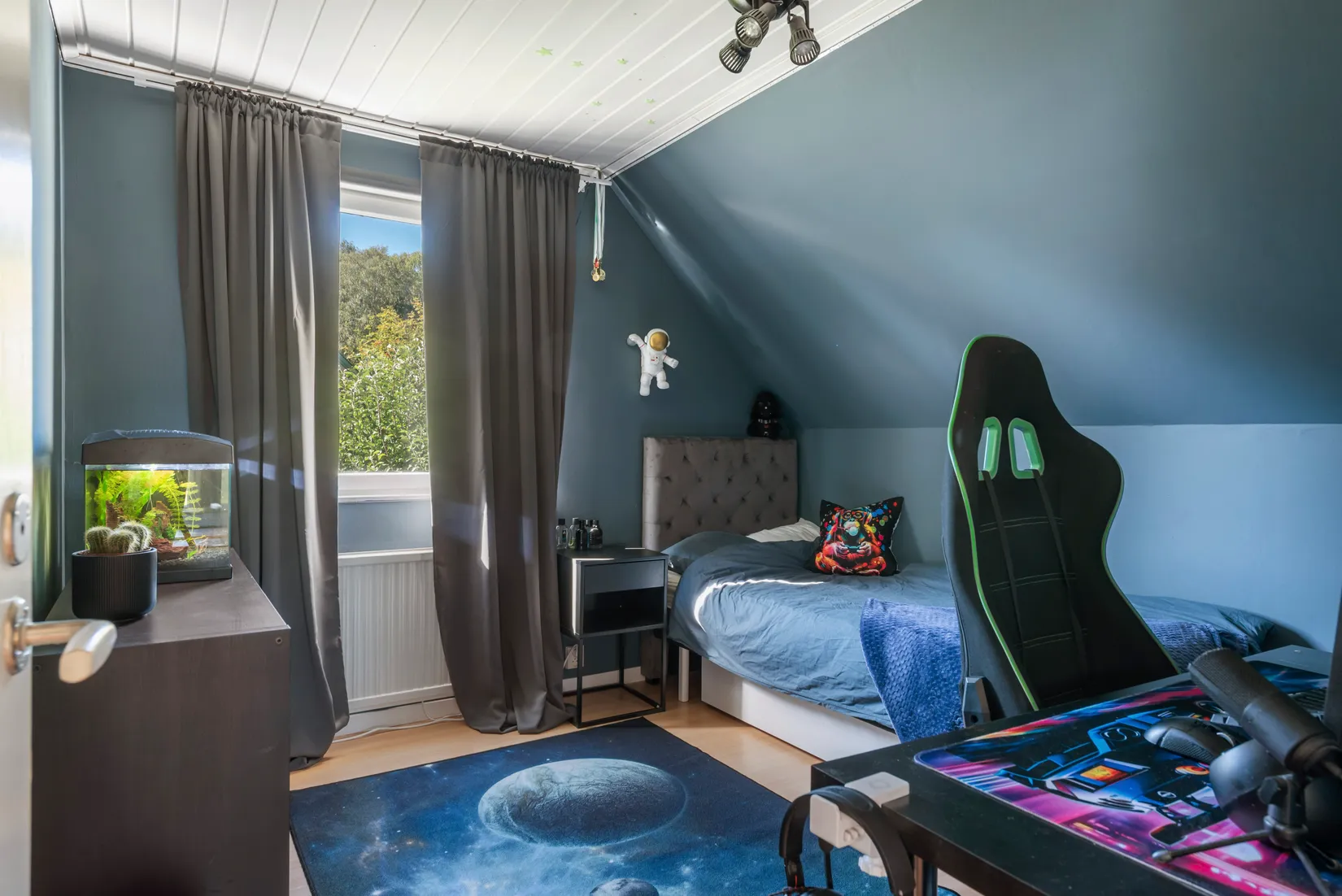 Villa, Linvägen 2, Älmsta centralt, Norrtälje