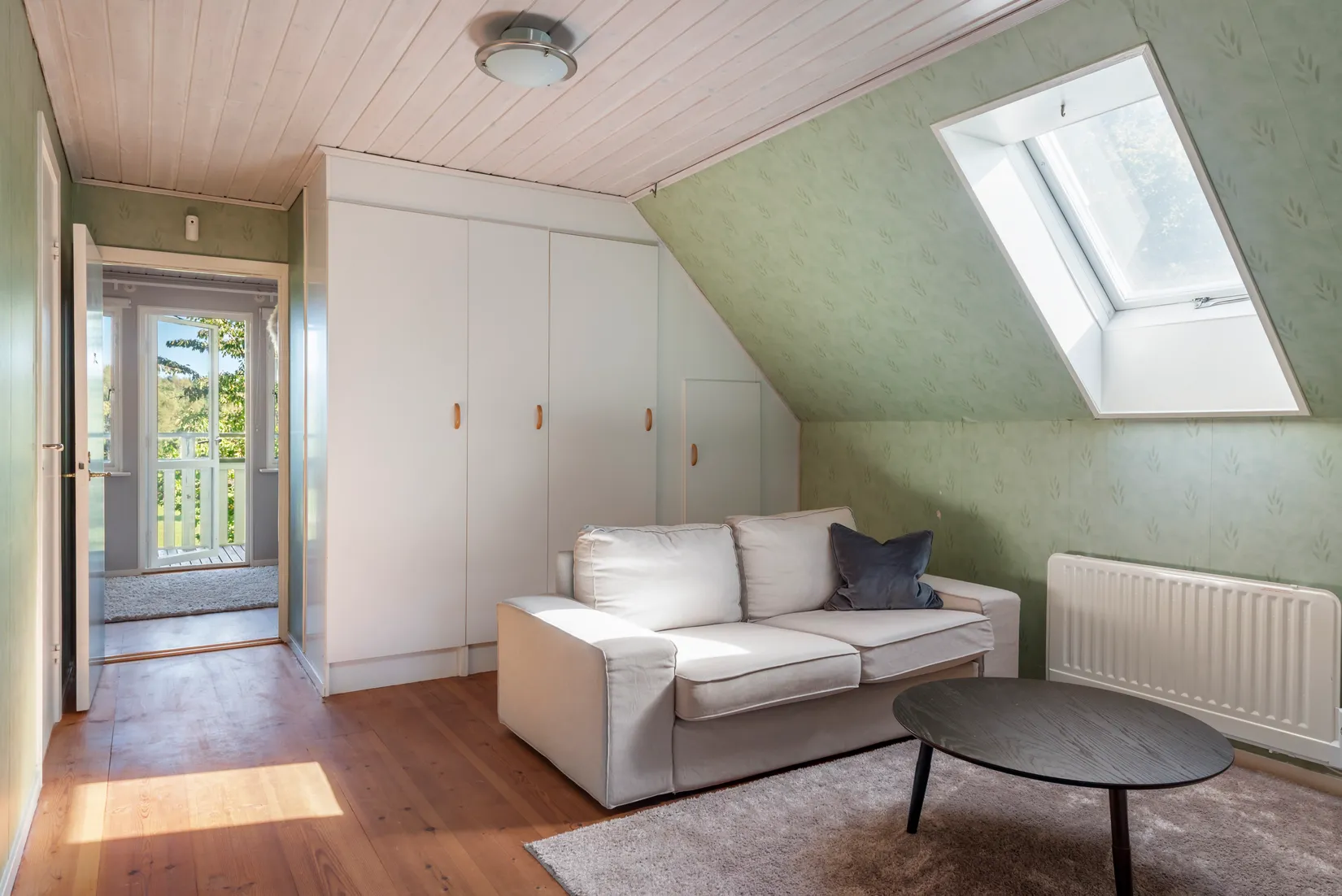 Villa, Linvägen 2, Älmsta centralt, Norrtälje