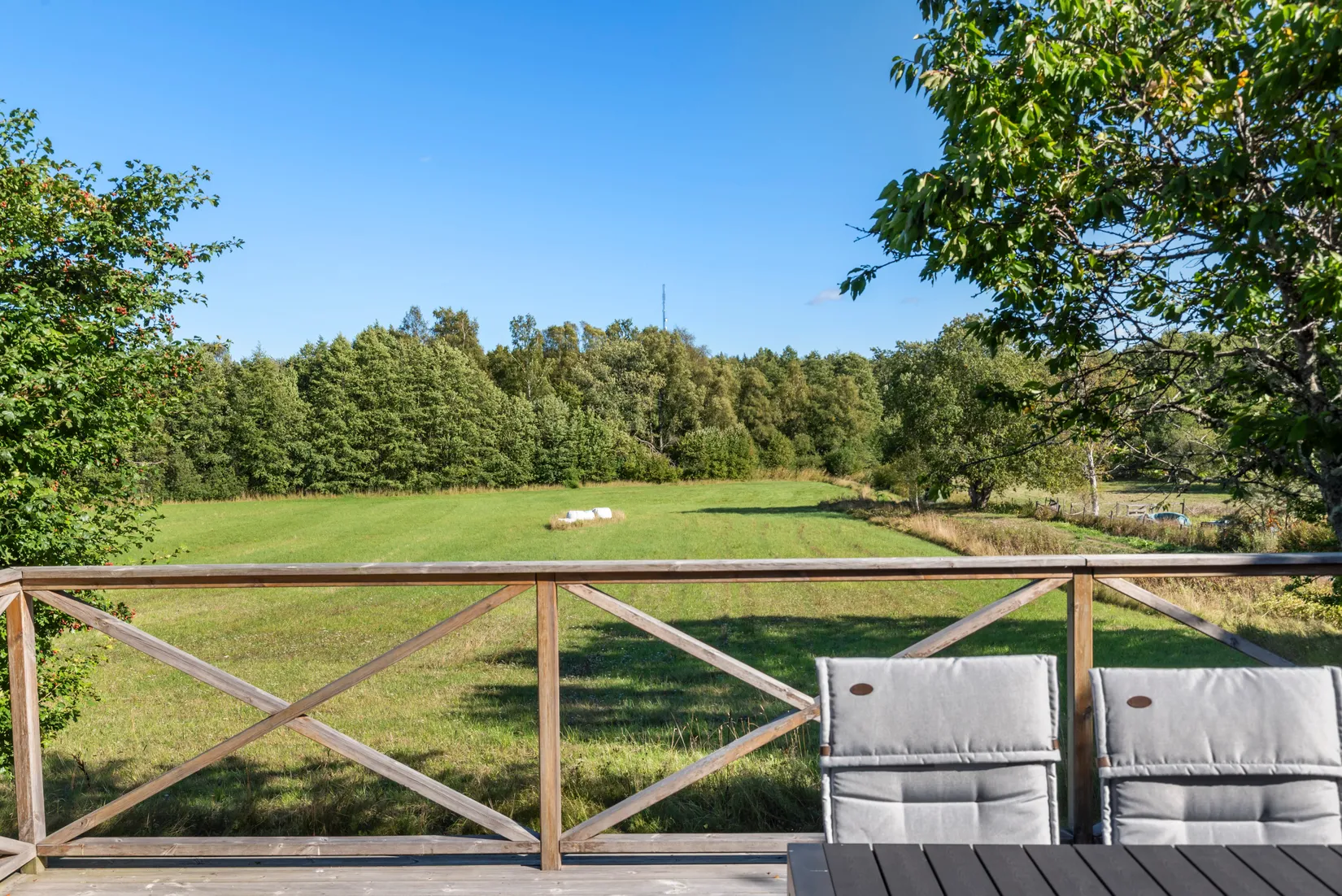 Villa, Linvägen 2, Älmsta centralt, Norrtälje