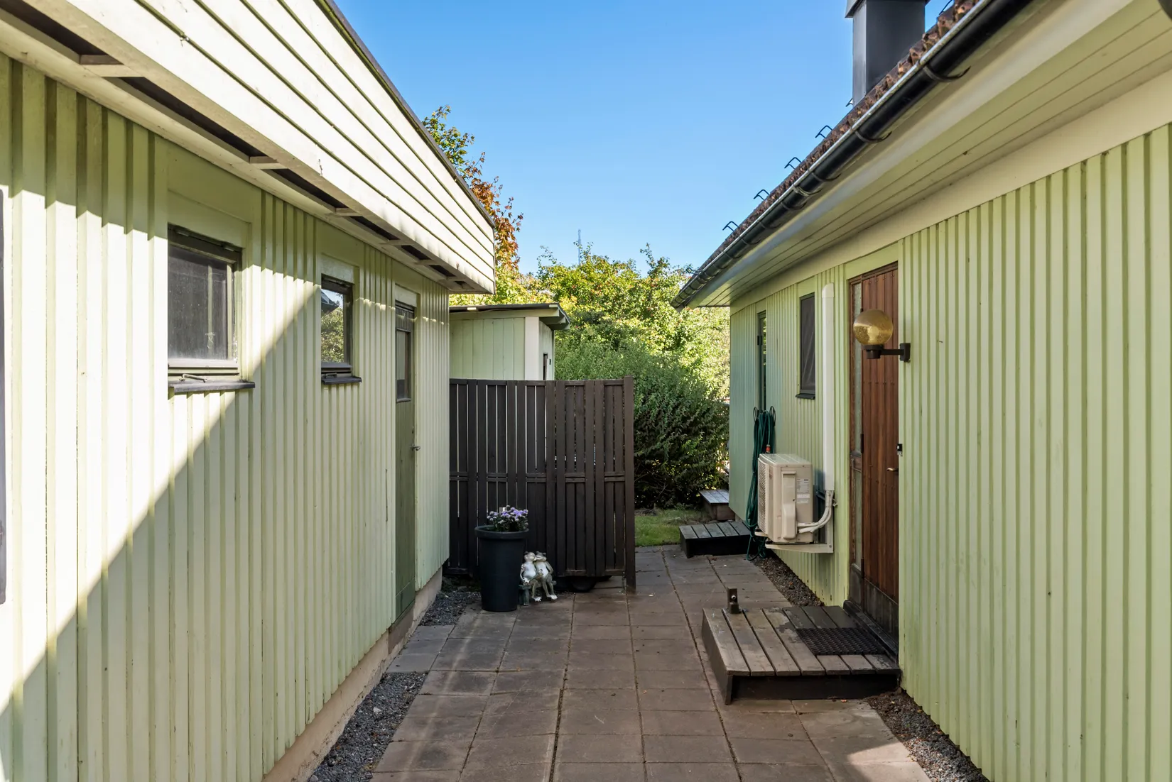 Villa, Linvägen 2, Älmsta centralt, Norrtälje