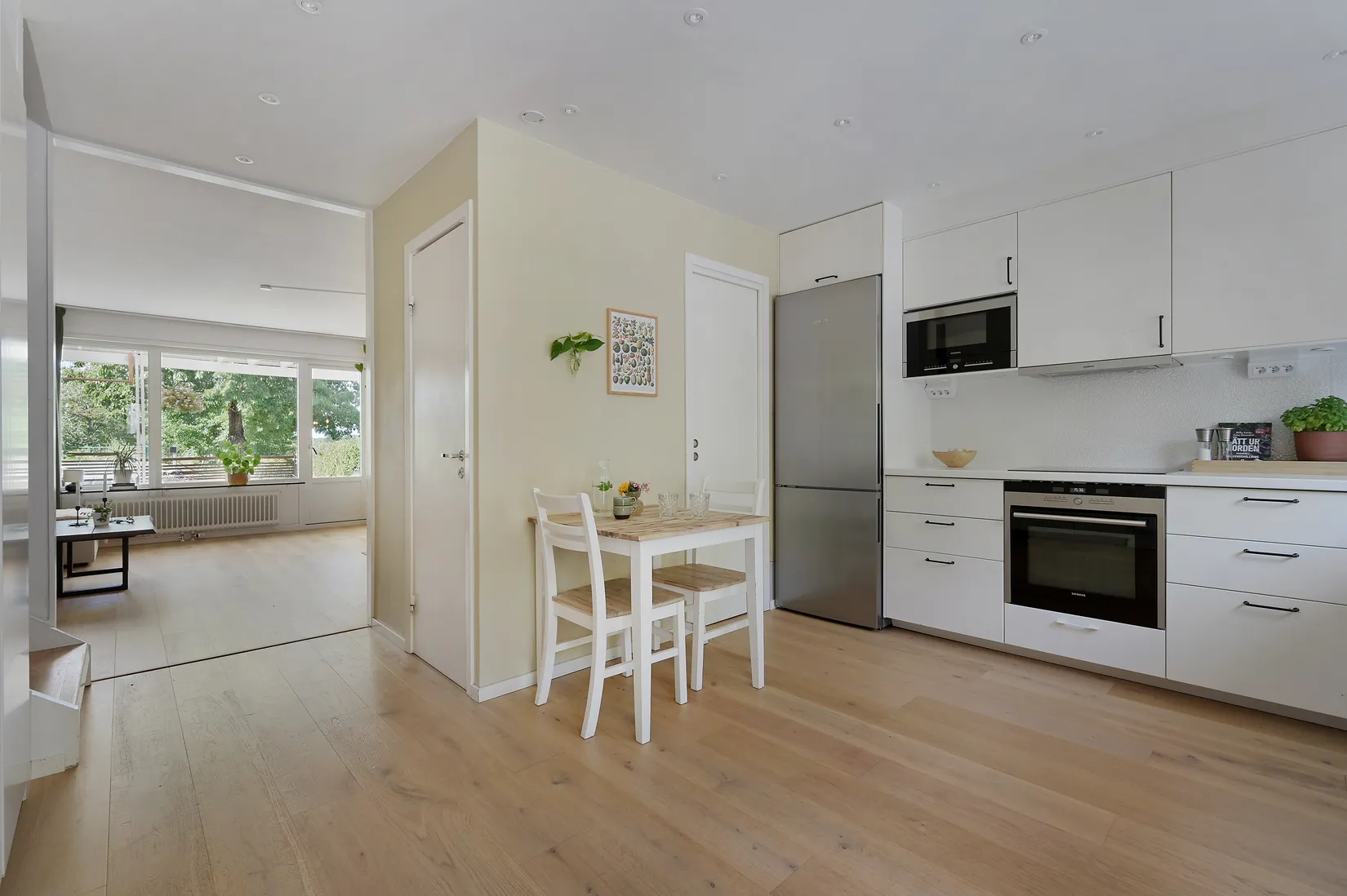 Radhus, Flygarvägen 255, Barkarby, Järfälla
