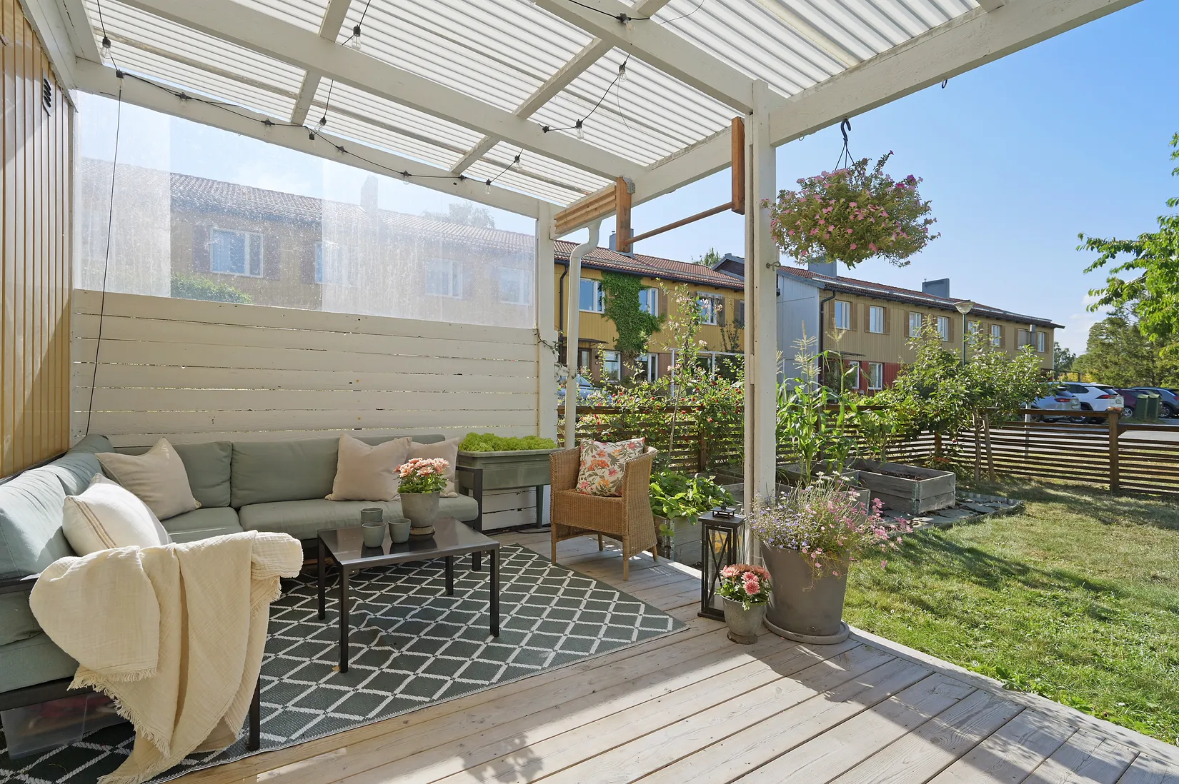 Radhus, Flygarvägen 255, Barkarby, Järfälla