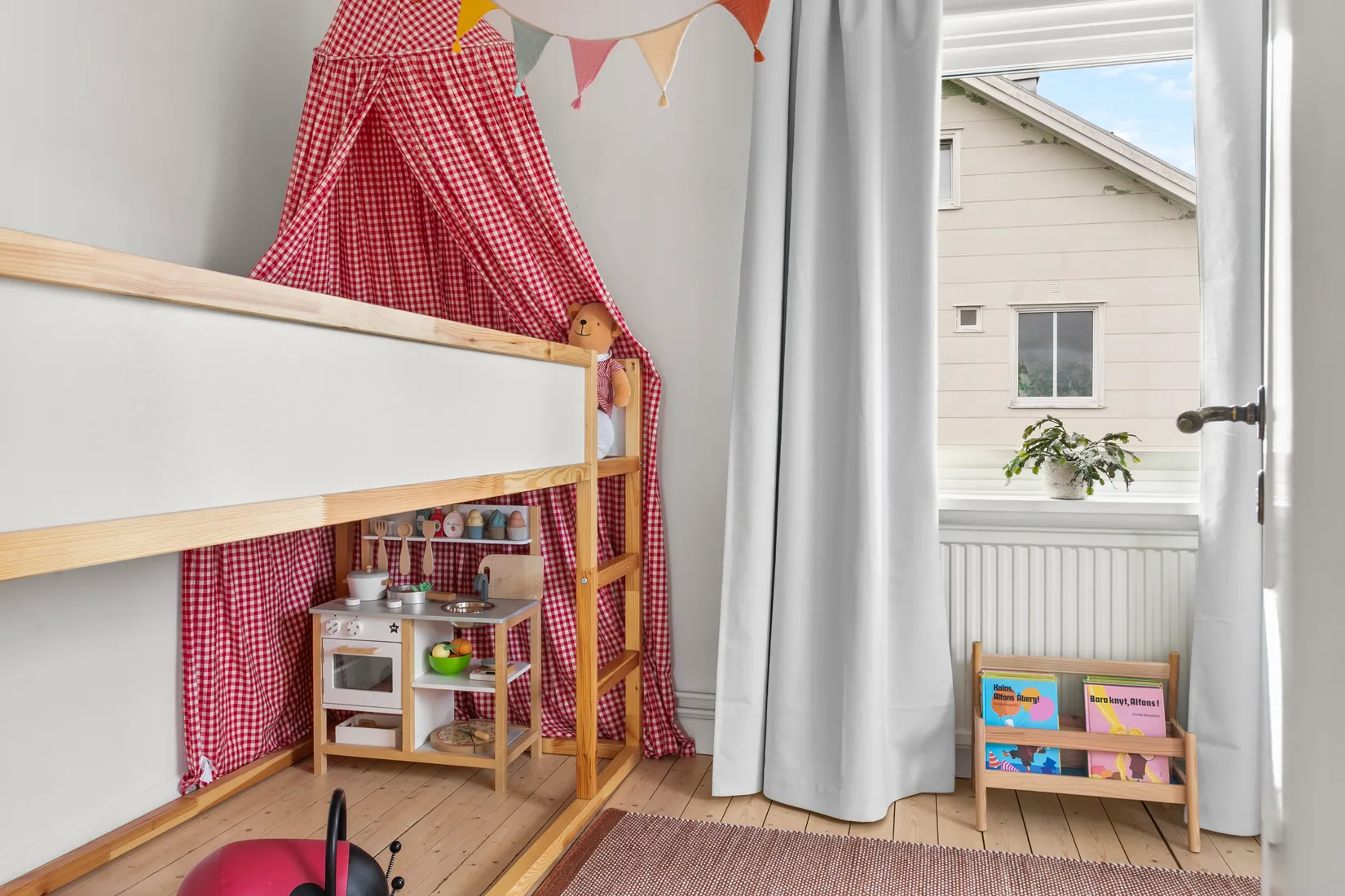 Villa, Handelsgatan 2A, Lilla Träslöv, Varberg