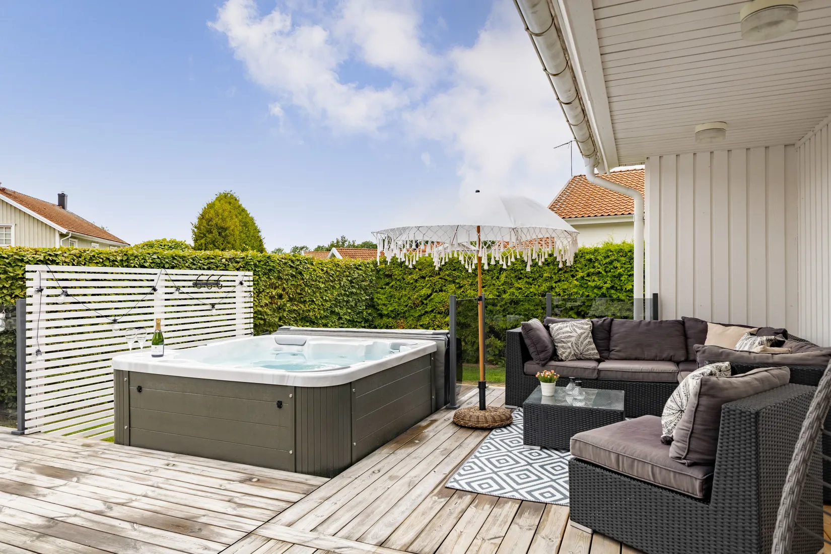 Villa, Fotbollsgatan 17, Gröngarn, Enköping