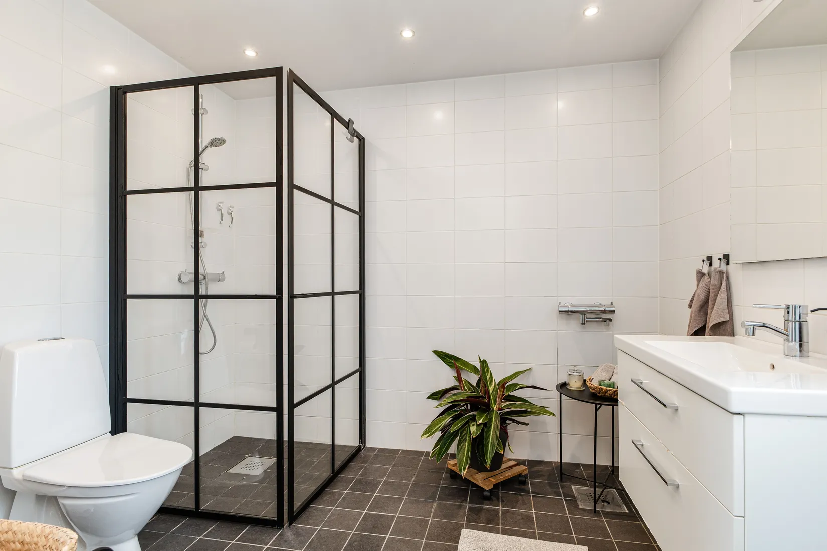 Villa, Fotbollsgatan 17, Gröngarn, Enköping
