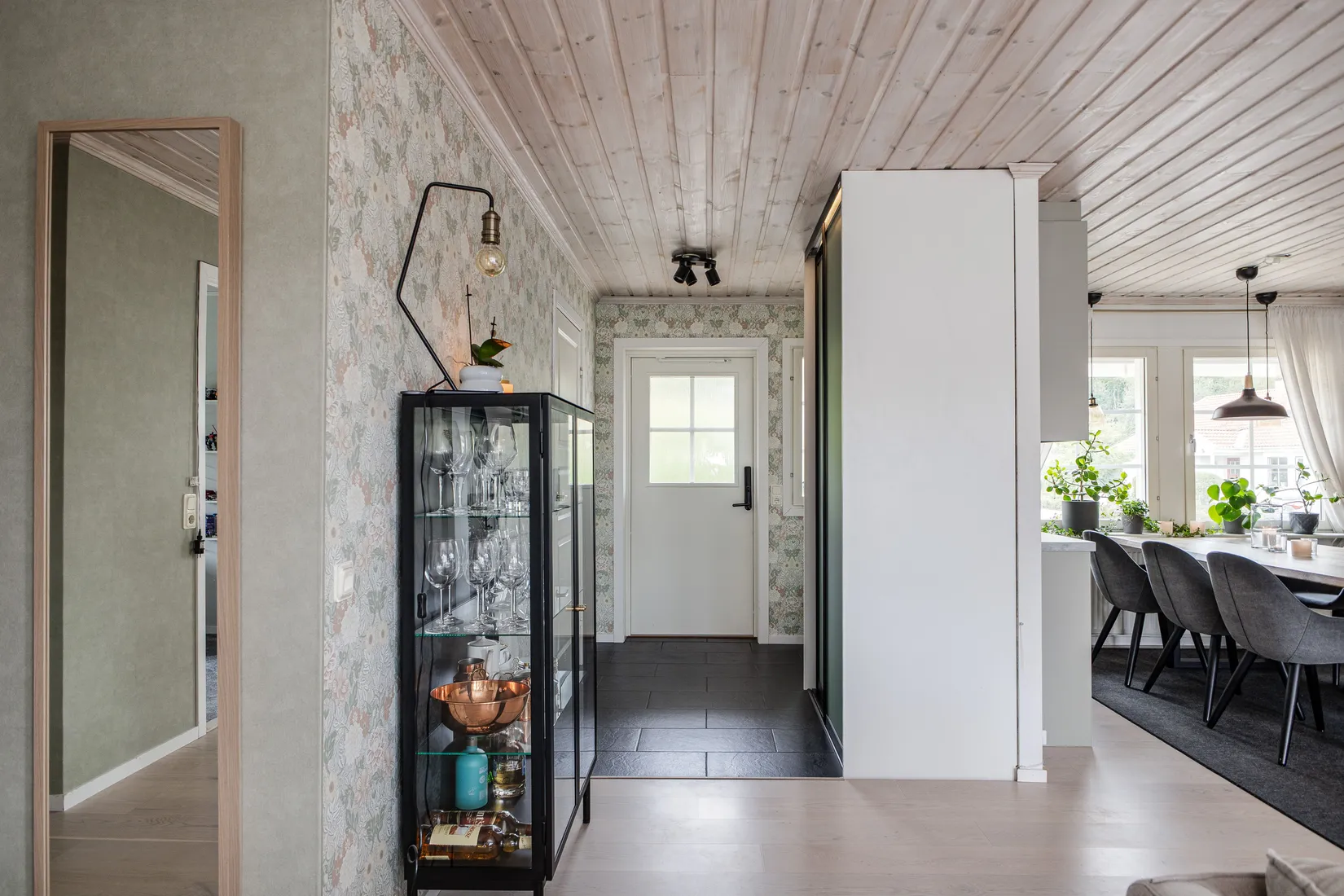 Villa, Fotbollsgatan 17, Gröngarn, Enköping