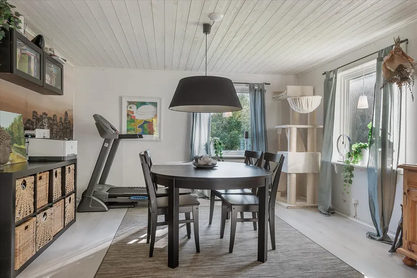 Gård/Skog, Överby 4, Tanum
