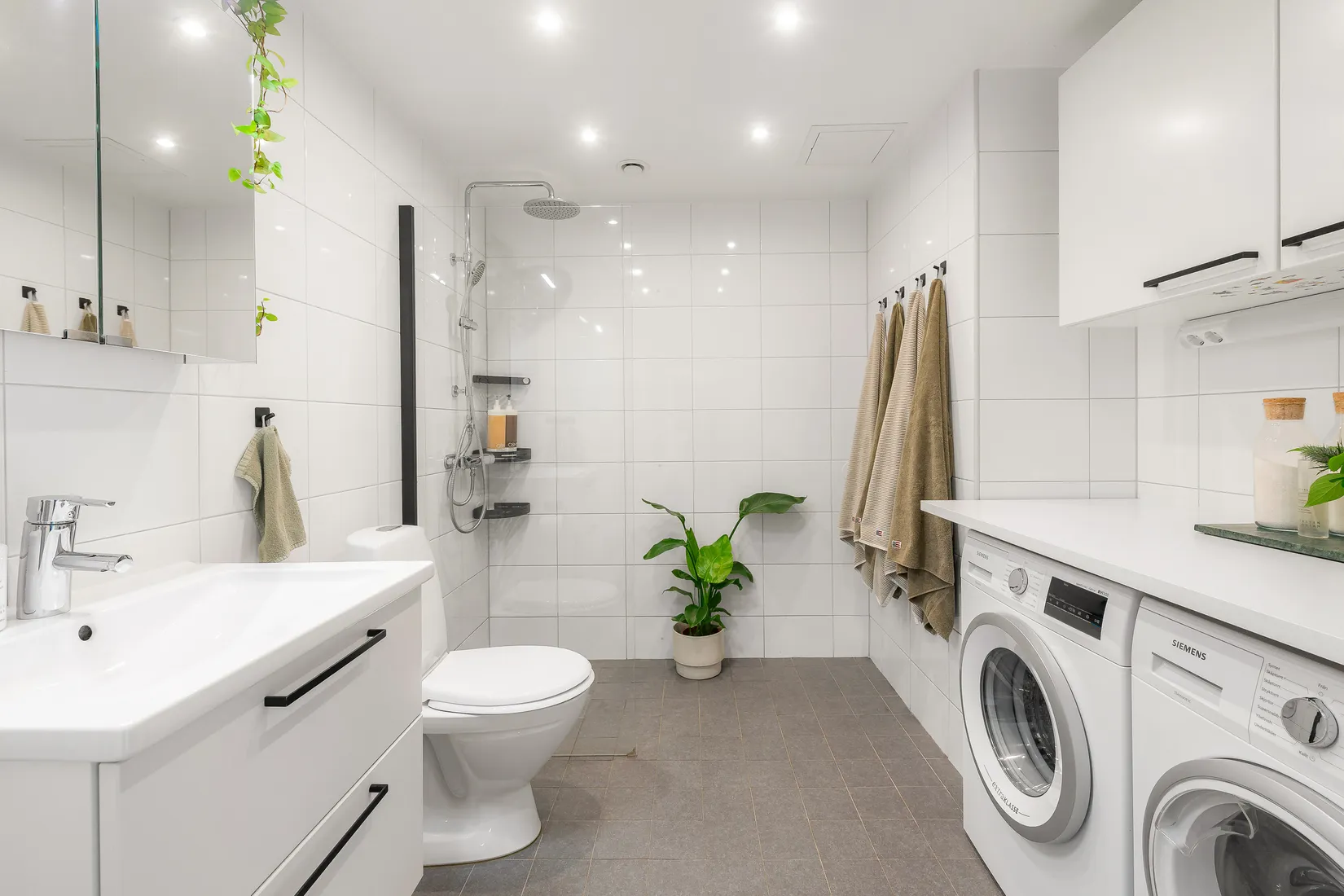 Bostadsrätt, Tappvägen 28, 2 tr., Bromma / Annedal, Stockholm