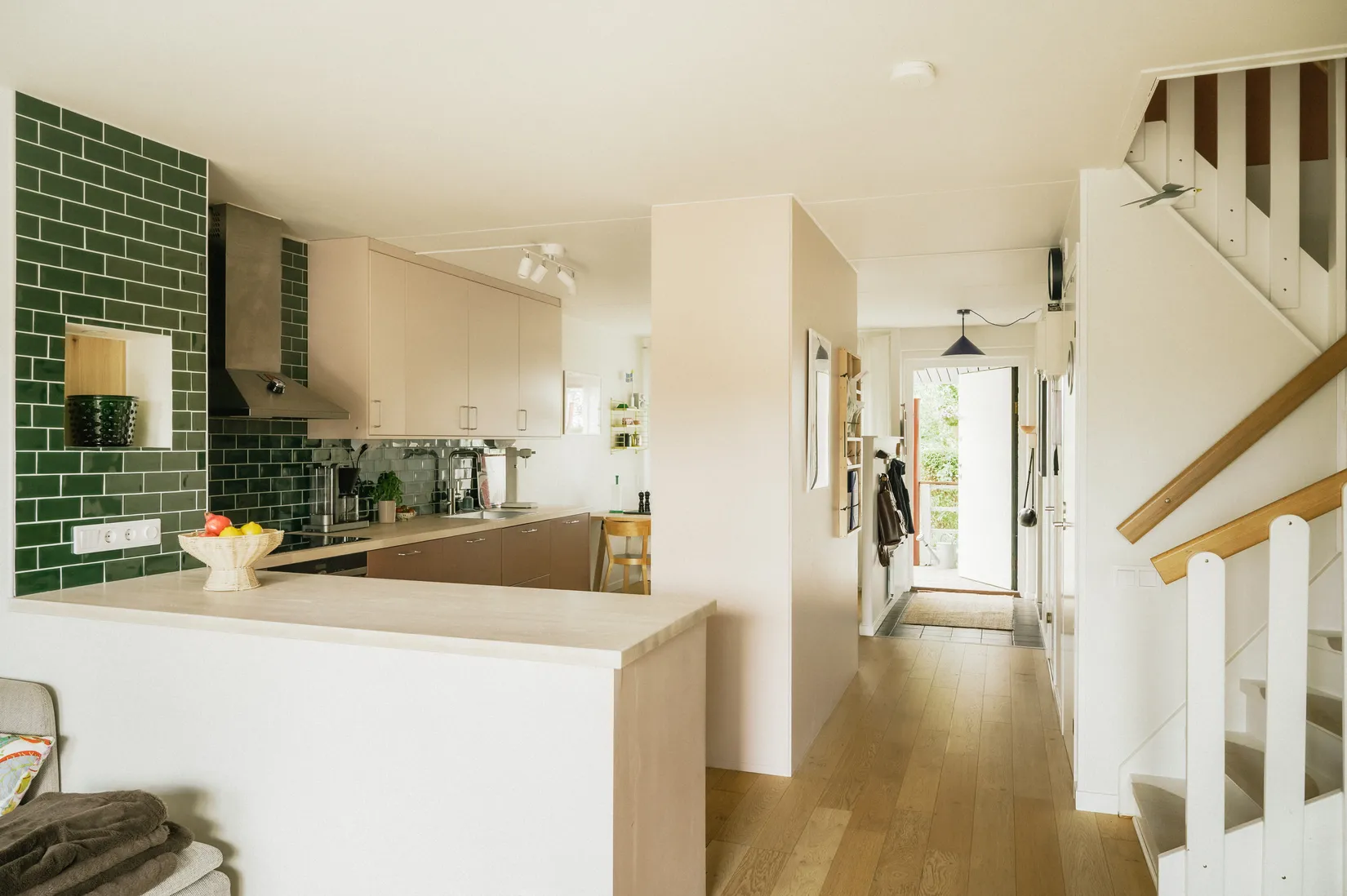 Radhus, Fyrspannsvägen 10, Jarlaberg, Nacka