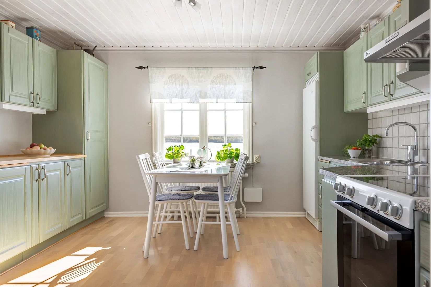 Villa, Turessonsgatan 1, Borenshult, Motala