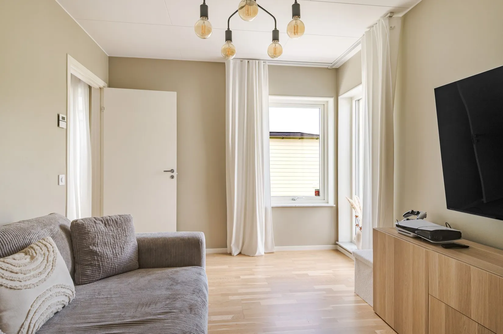 Radhus, Lansgatan 33, Mjölby
