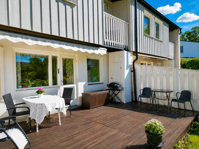 Radhus, Kurirgatan 6, Hässelby Södra Villastad, Stockholm