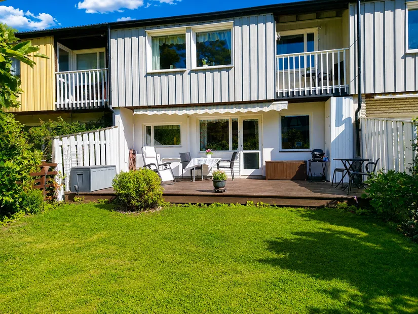 Radhus, Kurirgatan 6, Hässelby Södra Villastad, Stockholm