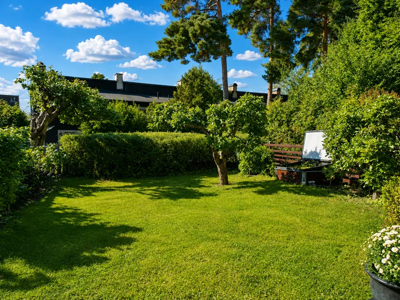 Radhus, Kurirgatan 6, Hässelby Södra Villastad, Stockholm